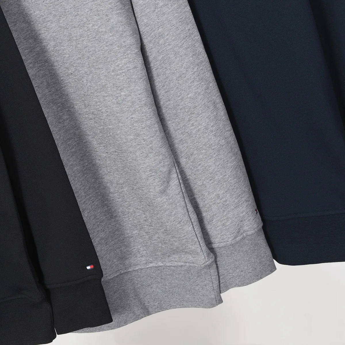 P210 605# Tommy half-pull stand-up collar sweatshirt Color: Black Gray Royal Blue Size: M-XXL Fabric: 350g cotton terry
